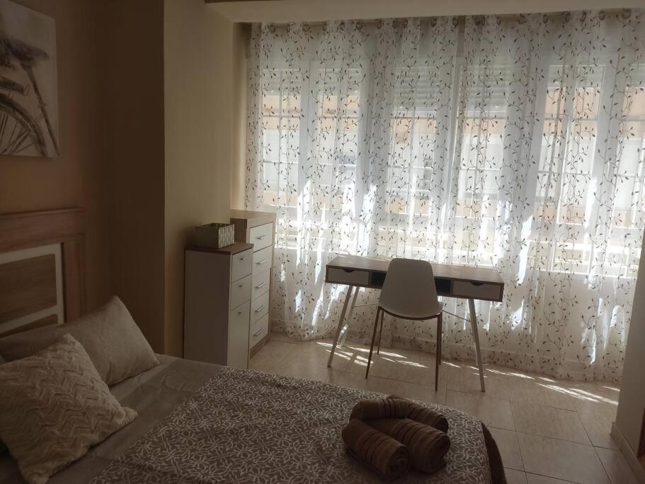 Acogedor Apartamento Frente Al Mar Elena Y Michele อัลเมรีอา ภายนอก รูปภาพ